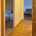 Bezaubernde In Zentraler Lage *