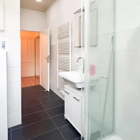 Bezaubernde In Zentraler Lage Lägenhet *