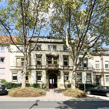 Bezaubernde In Zentraler Lage Appartement *