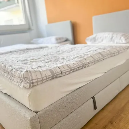 Bezaubernde In Zentraler Lage *