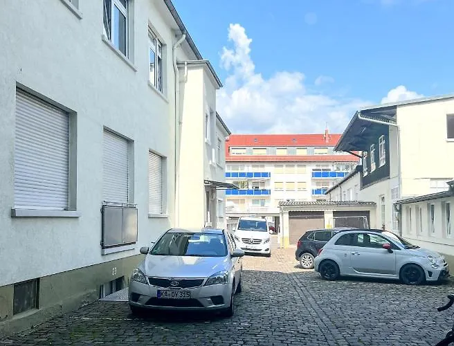 Bezaubernde In Zentraler Lage *